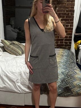 Max Studio Black and White Houndstooth Shift Dress